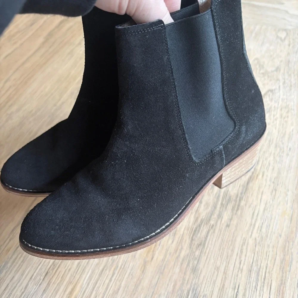 Anthropologie MATT BERNSON Frisco Blk Suede Chelsea Boots Block Heel Wmns Sz 6.5